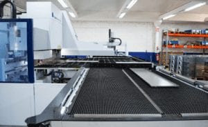 Automatic bending center