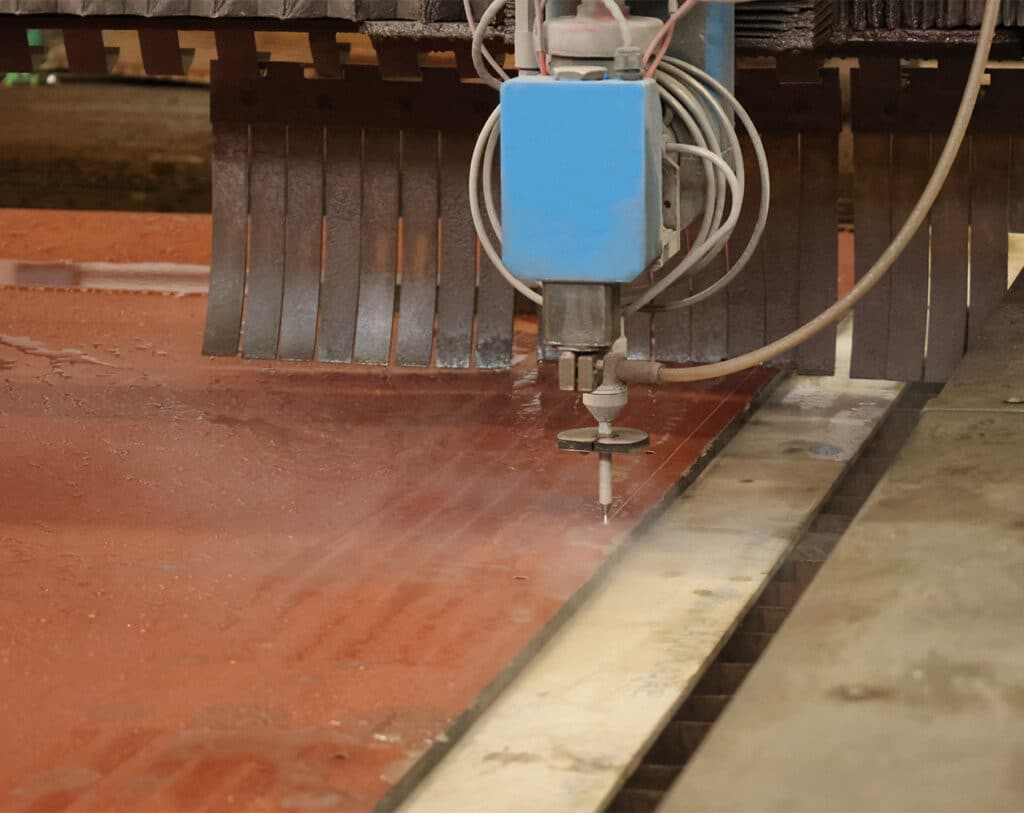 Découpe mousse au jet d'eau - Groupe TMA
